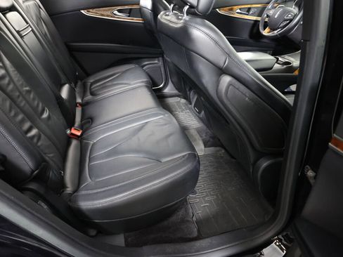 Used 2016 Lincoln MKX Reserve w/ Climate Package image 23