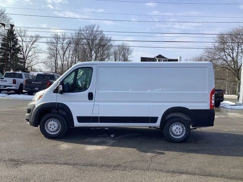 New 2026 RAM ProMaster 2500 w/ Convenience Group image 4