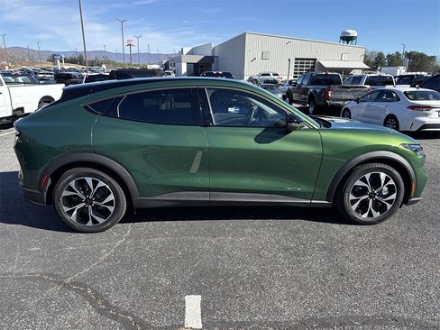 Used 2025 Ford Mustang Mach-E Select image 8