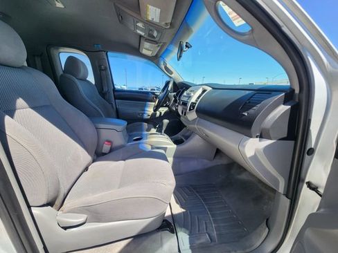Used 2006 Toyota Tacoma PreRunner image 13