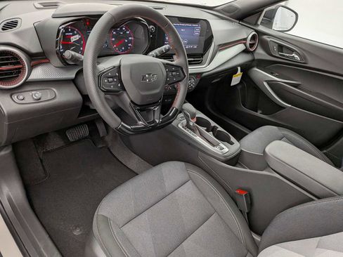 New 2026 Chevrolet Trax RS w/ Sunroof Package FWD image 2