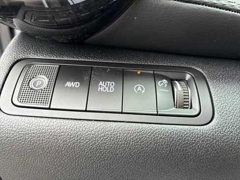 New 2027 Chevrolet Equinox LT AWD/4WD image 19