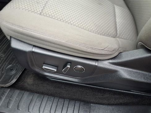 Used 2015 Ford F150 XLT w/ Equipment Group 302A Luxury image 10