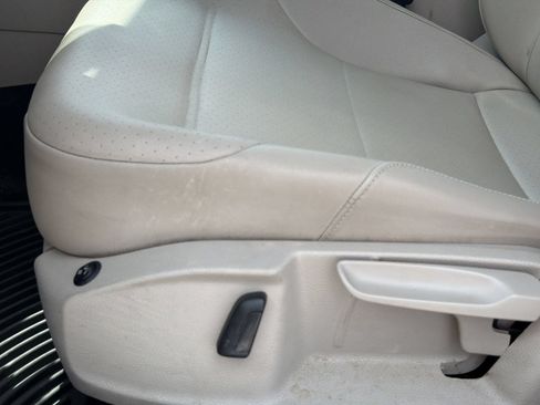 Used 2015 Volkswagen Golf S FWD image 15