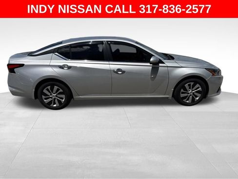 Used 2021 Nissan Altima 2.5 S FWD image 8