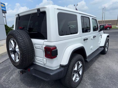 Used 2021 Jeep Wrangler Unlimited Sahara AWD/4WD image 3