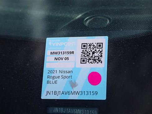 Used 2021 Nissan Rogue Sport S image 26