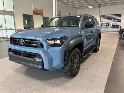 Used 2025 Toyota 4Runner SR5 image 7