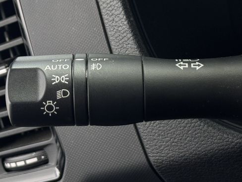 Used 2024 Nissan Frontier PRO-4X w/ Pro Convenience Package image 23