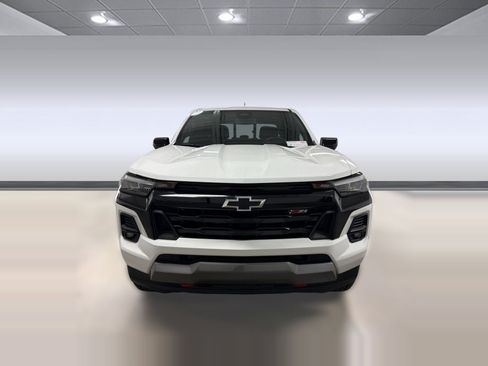 Used 2023 Chevrolet Colorado Z71 w/ Z71 Convenience Package 2 AWD/4WD image 5