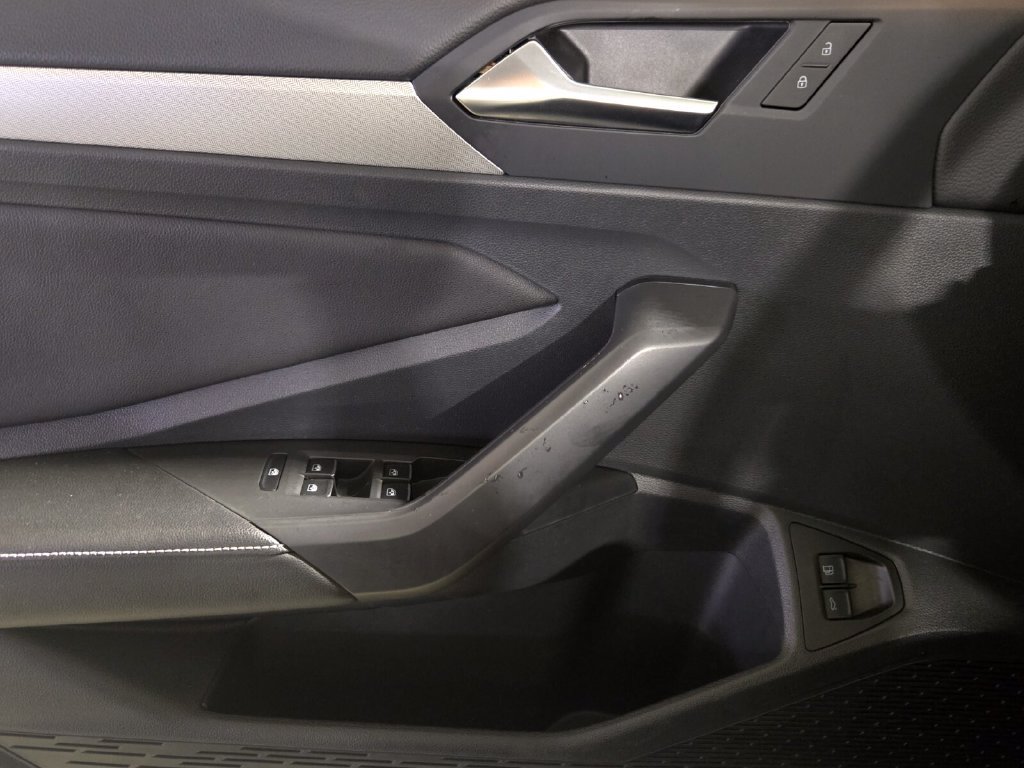 Certified 2024 Volkswagen Jetta S FWD image 27