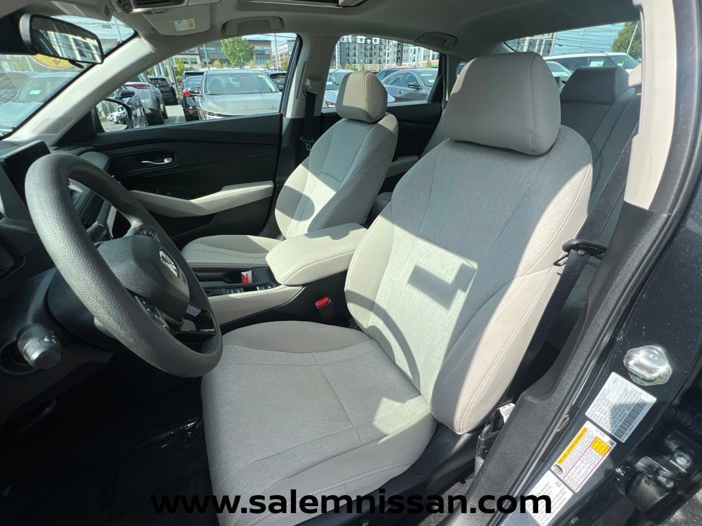 Used 2024 Honda Accord EX image 9