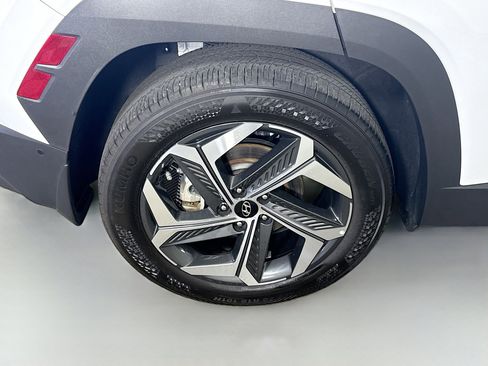 Used 2023 Hyundai Tucson Limited image 33