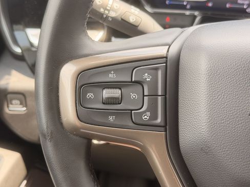 Used 2024 Chevrolet Silverado 2500 High Country w/ High Country Premium Package AWD/4WD image 19