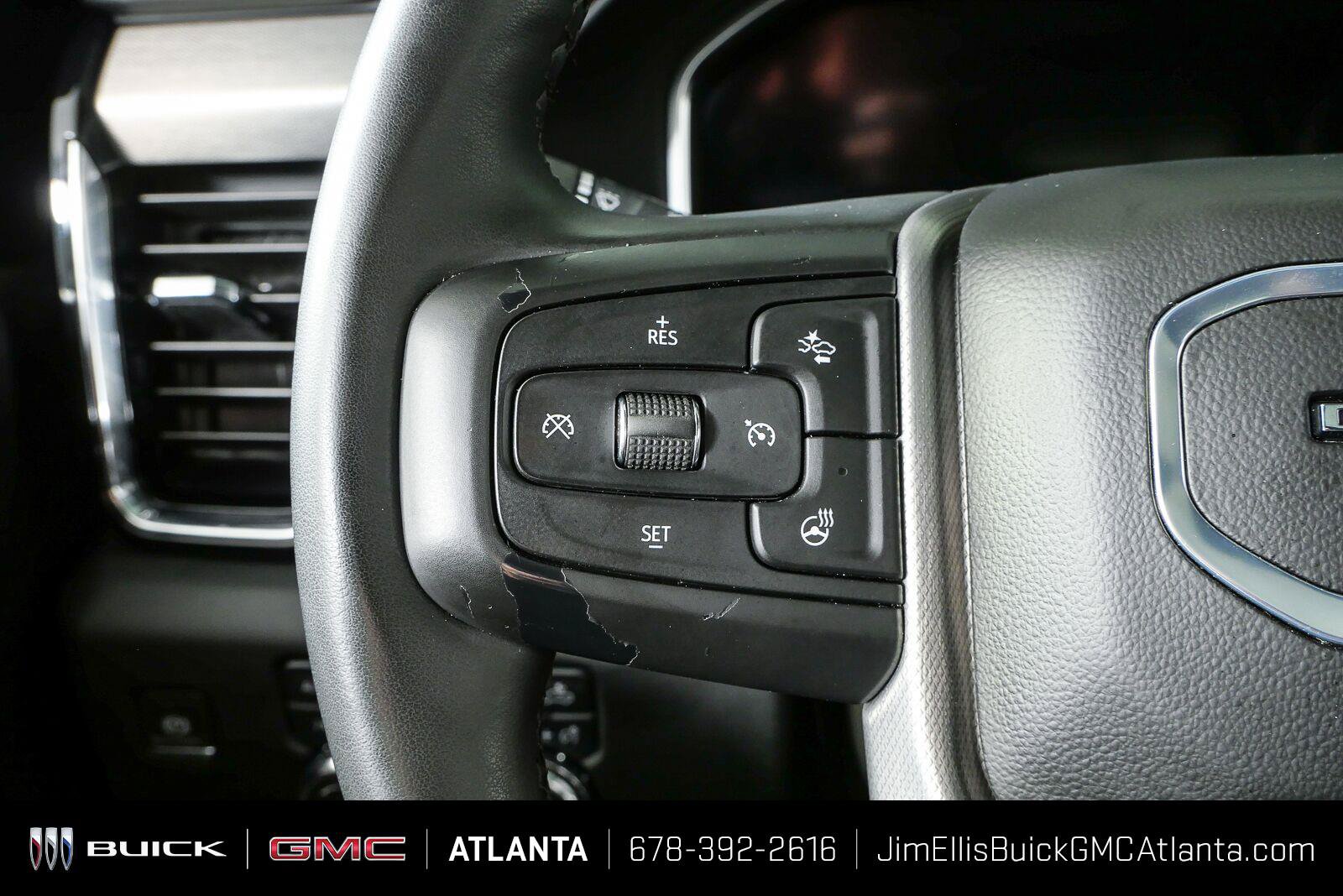 Used 2024 GMC Sierra 2500 Denali w/ Denali Reserve Package AWD/4WD image 11
