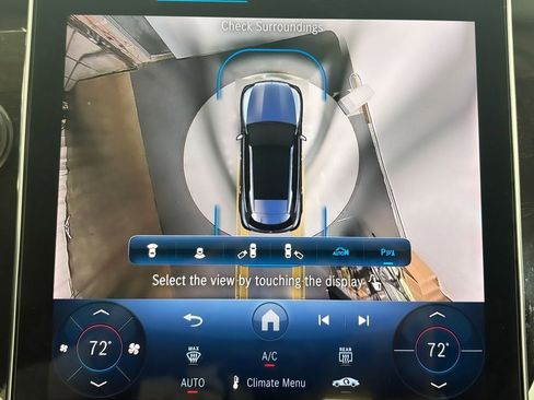 Used 2025 Mercedes-Benz GLC 350e GLC 350e w/ AMG Line image 24