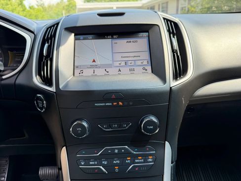 Used 2019 Ford Edge SEL w/ Equipment Group 201A AWD/4WD image 22