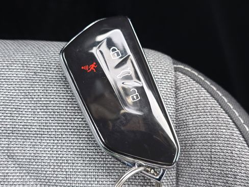 New 2025 Volkswagen Tiguan S AWD/4WD image 27