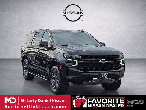 Used 2023 Chevrolet Tahoe Z71 w/ Luxury Package AWD/4WD image 1
