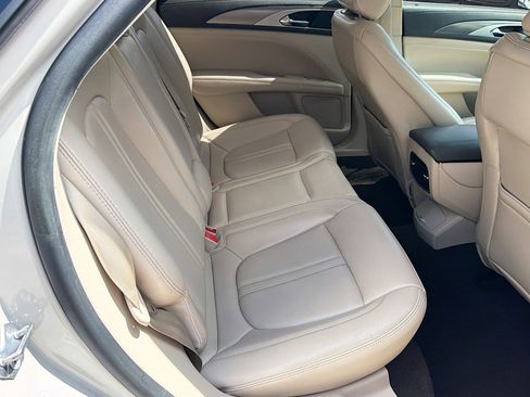Used 2020 Lincoln MKZ FWD image 37