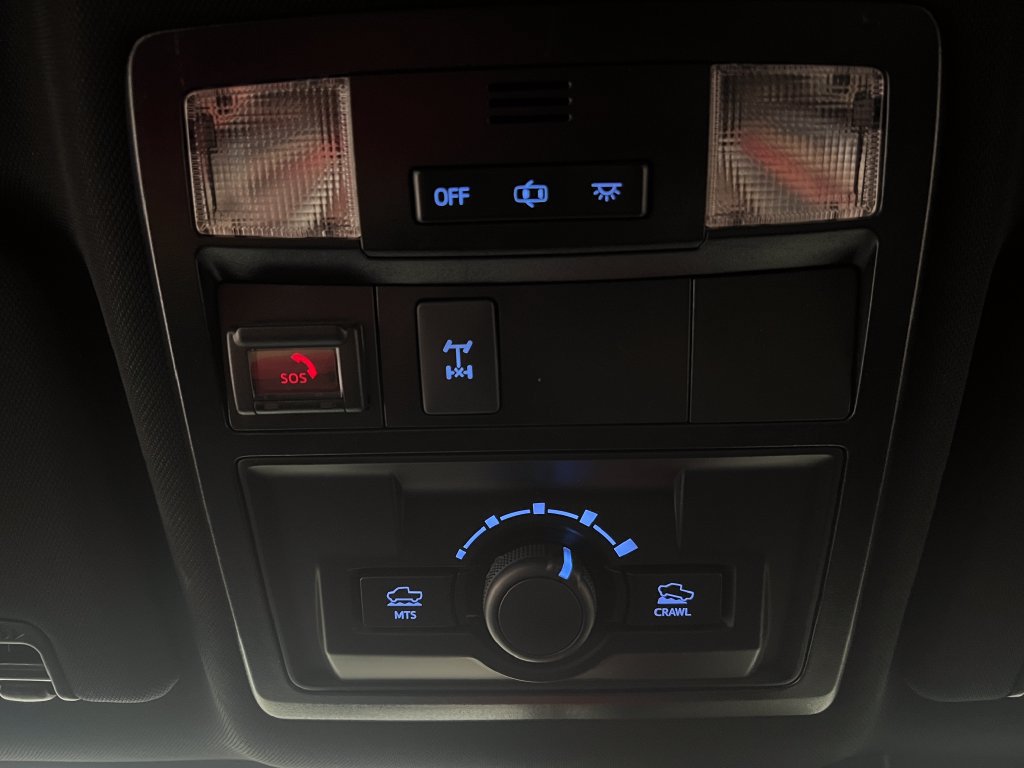 Used 2021 Toyota Tacoma TRD Off-Road AWD/4WD image 21