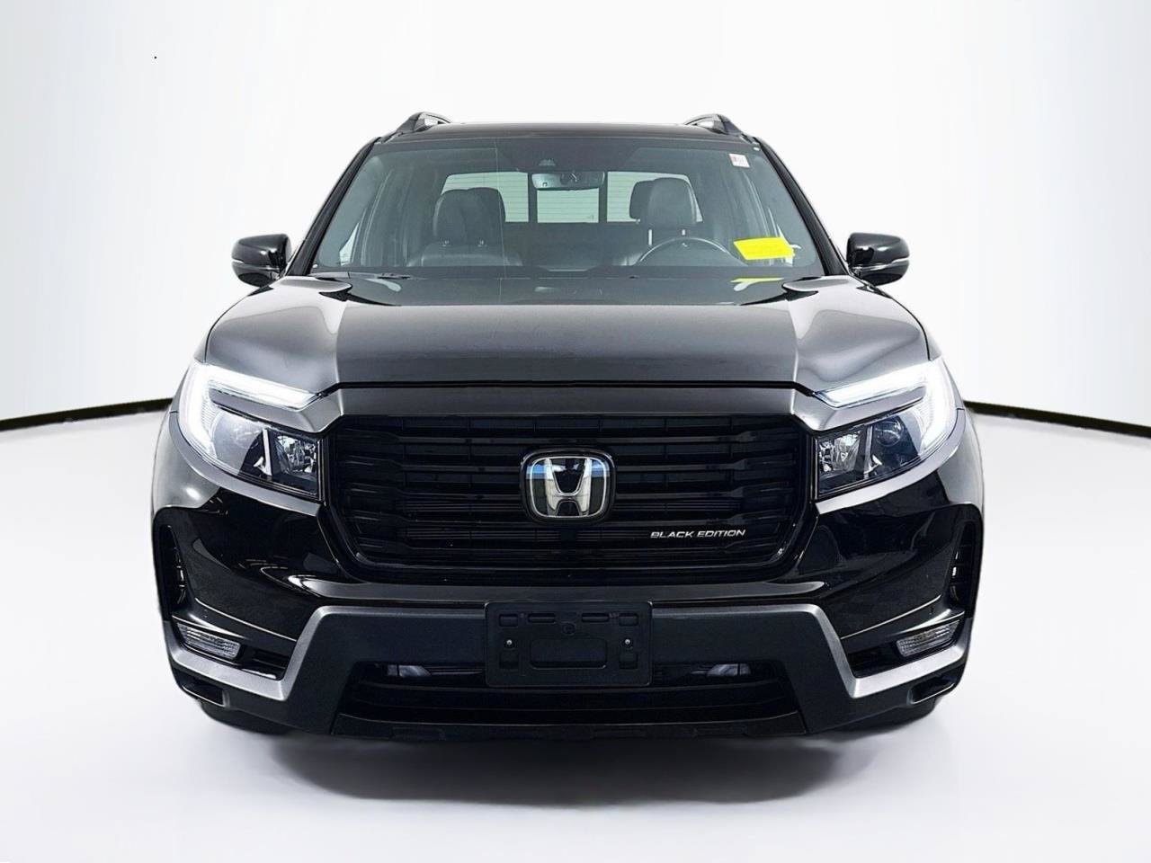 Used 2023 Honda Ridgeline Black Edition image 2