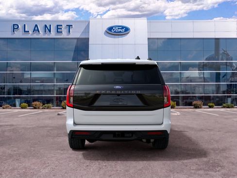 New 2027 Ford Expedition Tremor w/ Driver's Package AWD/4WD image 9