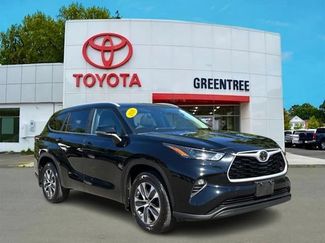Used 2026 Toyota Highlander XLE AWD/4WD video 1