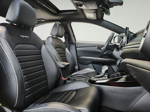 Certified 2023 Kia Forte GT-Line w/ GT-Line Premium Package FWD image 25