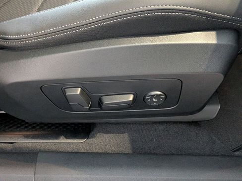 New 2026 BMW X2 xDrive28i w/ Technology Package image 34