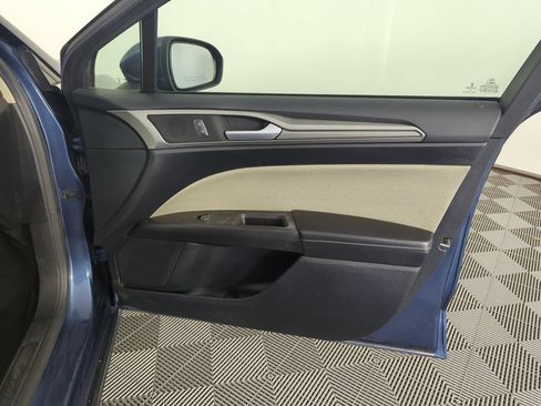 Used 2019 Ford Fusion S FWD image 30