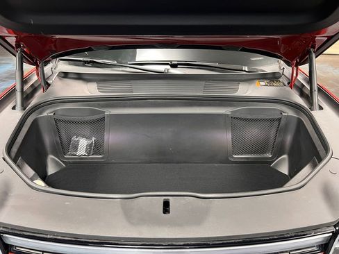 Used 2025 Rivian R1S Adventure image 21