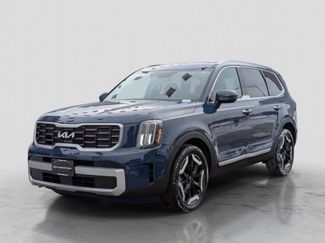 Used 2023 Kia Telluride S video 1