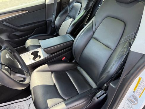 Used 2022 Tesla Model 3 Rear-Wheel Drive image 11