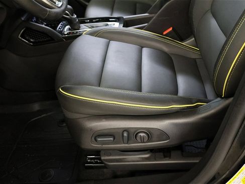 New 2025 Chevrolet TrailBlazer ACTIV w/ Driver Confidence Package image 16