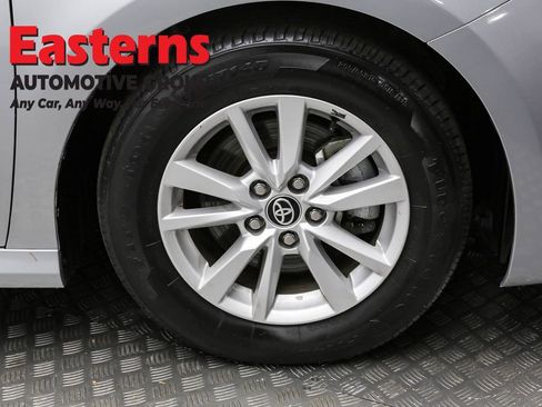 Used 2025 Toyota Camry LE image 32