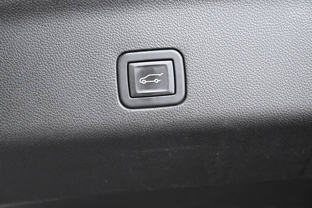 Used 2024 Cadillac Escalade Sport AWD/4WD image 23