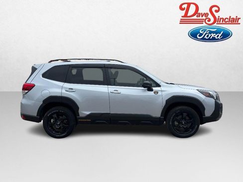 Used 2025 Subaru Forester Wilderness AWD/4WD image 5