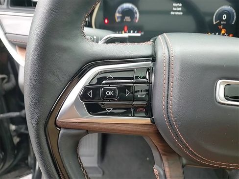 Used 2022 Jeep Grand Cherokee L Summit w/ Advanced Protech Group IV image 14