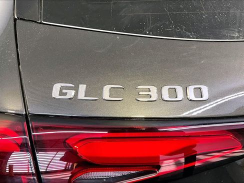New 2026 Mercedes-Benz GLC 300 4MATIC image 6