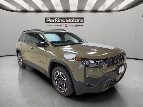 New 2026 Jeep Cherokee Laredo AWD/4WD image 7