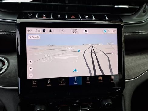 Certified 2021 Jeep Grand Cherokee L Limited image 24