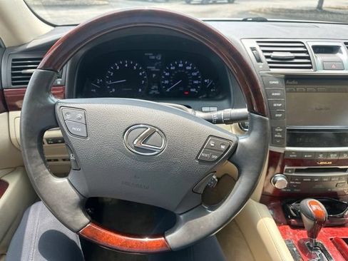 Used 2012 Lexus LS 460 AWD w/ Luxury Value Edition image 12