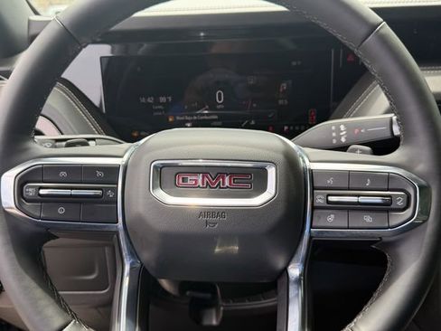 Used 2025 GMC Yukon XL Elevation w/ LPO, Yukon Black Package RWD image 20