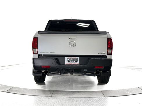 Used 2022 Honda Ridgeline Black Edition image 9