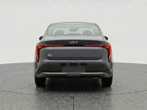 Used 2025 Kia K4 LXS image 7