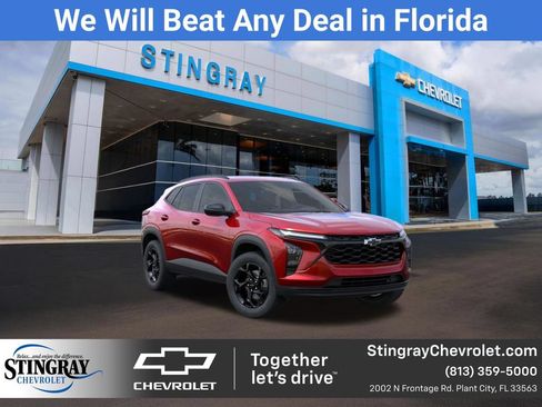 New 2026 Chevrolet Trax LT w/ Driver Confidence Package FWD image 1