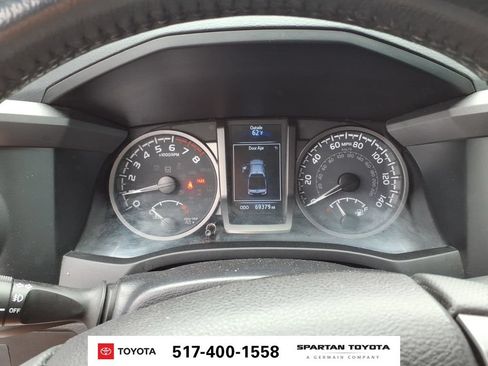 Used 2022 Toyota Tacoma TRD Off-Road AWD/4WD image 20