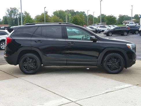 Used 2019 GMC Terrain SLE w/ Black Edition AWD/4WD image 4
