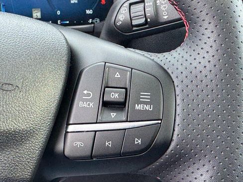 Used 2025 Ford Escape ST-Line Elite w/ Premium Technology Package image 19